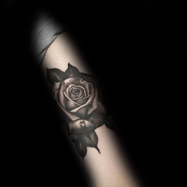 nextluxury realistic 1 black and grey rose tattoos